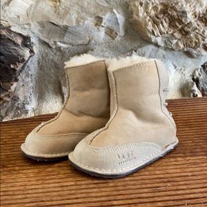 Ugg “Boo” Bootie - Infant Small